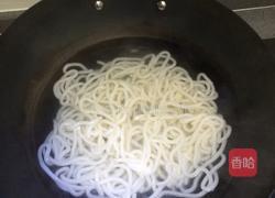 咖喱炒乌冬面的做法图解2
