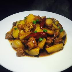 红烧肉炖土豆的做法[图]