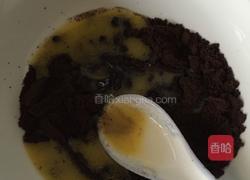 草莓慕斯蛋糕的做法图解2