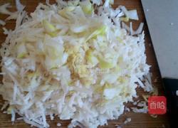 莲藕肉馅水饺的做法图解2