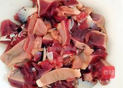 双椒炒鸭珍的做法图解2