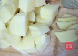 排骨土豆闷饭的做法图解2