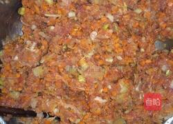香酥牛肉胡萝卜馅饼的做法图解3