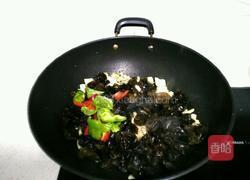 肉末炒木耳的做法图解5