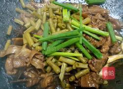 鸭肉鸭肠焖酸豆角的做法图解11
