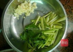 蠔油焖腐竹的做法图解1