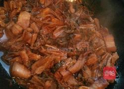 梅菜闷五花肉块的做法图解6