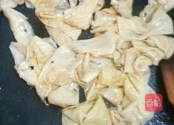 豆腐皮炒肉的做法图解5
