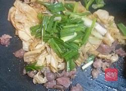 豆腐皮炒肉的做法图解10