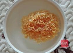 红糖枣子银耳汤的做法图解2