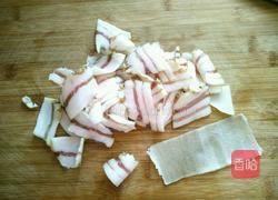 泥蒿炒腊肉的做法图解6