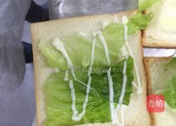 金牌三明治的做法图解1