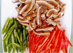 回锅猪耳的做法图解1