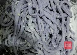 紫色面条的做法图解3