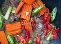 双椒炒猪肝的做法图解4