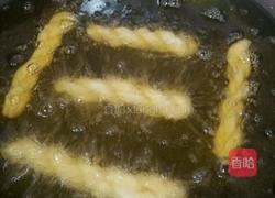 葱香糖霜麻花的做法图解7