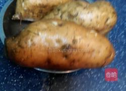 炸番薯丸子的做法图解1