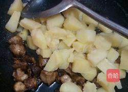 土豆焖排骨的做法图解12