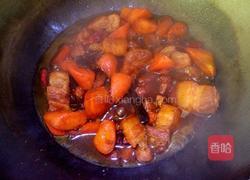 红烧肉炖胡萝卜的做法图解11