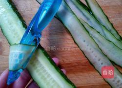 黄瓜火腿卷的做法图解2