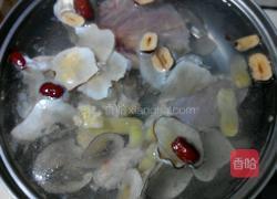 海底椰土鸡汤的做法图解4