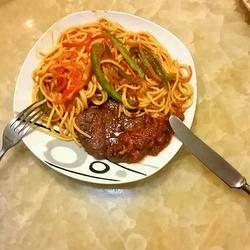煎牛扒+茄汁意粉的做法[图]