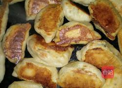 韭菜煎包的做法图解10