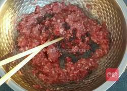 牛肉酸菜馅饺子的做法图解1