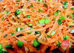 胡萝卜韭菜包子(原创)的做法图解5