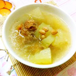 冬瓜花生米筒骨汤的做法[图]