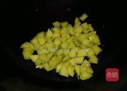 西红柿烧土豆的做法图解3