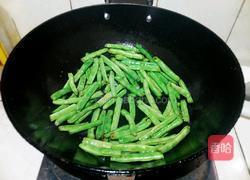 四季豆烧猪肉的做法图解8