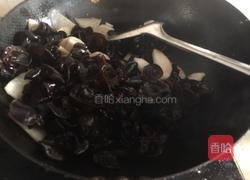 黑木耳炒山药的做法图解6
