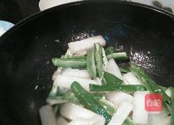 青椒炒山药的做法图解4
