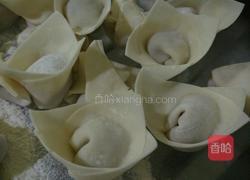 猪肉玉米馄饨的做法图解7