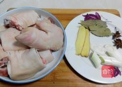 红烧猪蹄的做法图解1