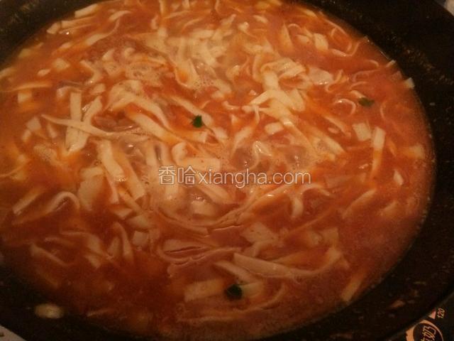 烧开后煮3分钟下面条再煮2分钟