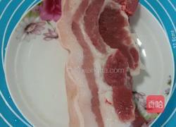 红烧肉炖豆泡的做法图解1