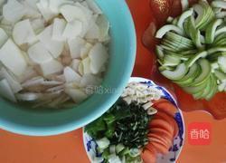 土豆片炒角瓜（西葫芦）的做法图解1