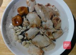 祛湿汤-土茯苓猪骨汤的做法图解2