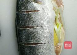 葱油鲈鱼的做法图解2