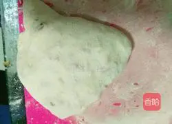 Illustration of how to make onion patties 10