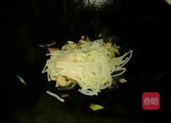 金针菇肉丝面的做法图解6