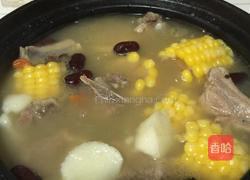 山药玉米排骨汤的做法图解6