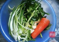 煎饺(胡萝卜芹菜猪肉馅)的做法图解3