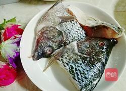 豆腐焖鱼的做法图解2