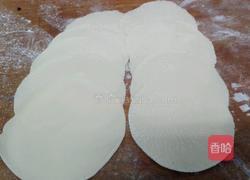 鸡蛋紫菜面片汤的做法图解1