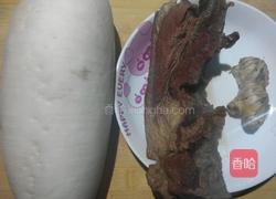 牛肉焖萝卜的做法图解1