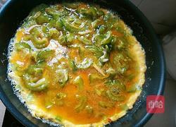 苦瓜煎蛋的做法图解9