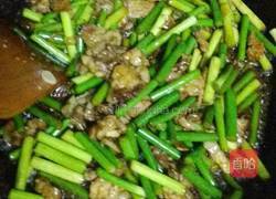 蒜苔炒牛肉的做法图解6